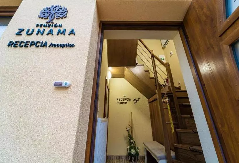 Majatalo Penzión Zunama