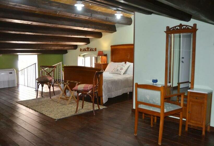 Pensjonat Sud Room Palazzo Rau Della Ferla