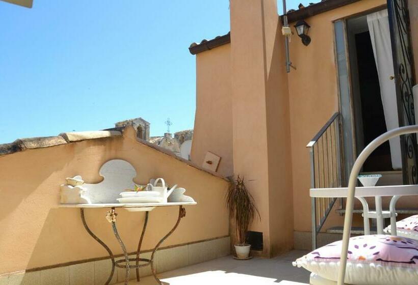 Pensjonat Sud Room Palazzo Rau Della Ferla