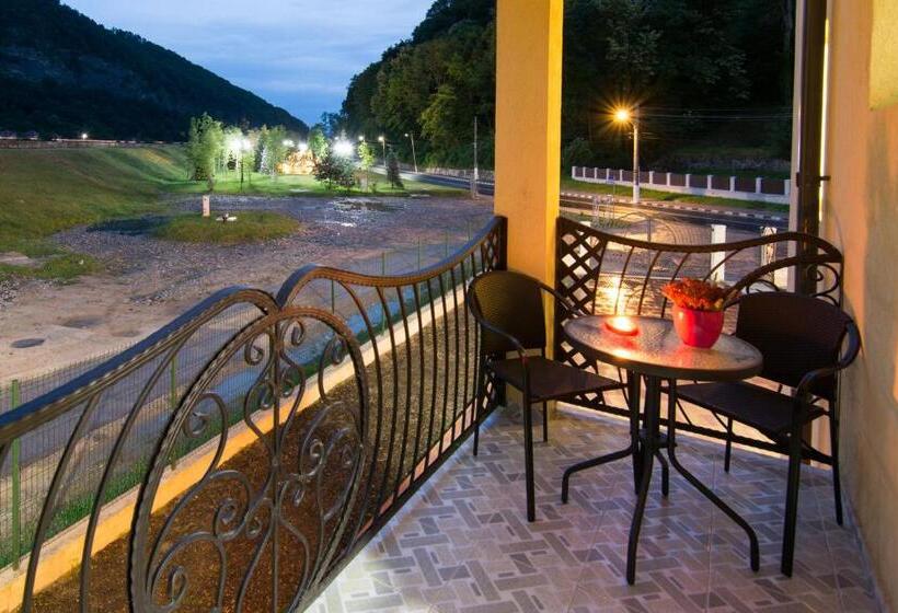 پانسیون Vila Poienița Căciulata