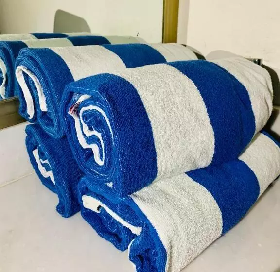 Villa Para 5 Personas 4 Adultos Y 1 Menor En Hotel Tsoro Ixtapa Wifi Gratis