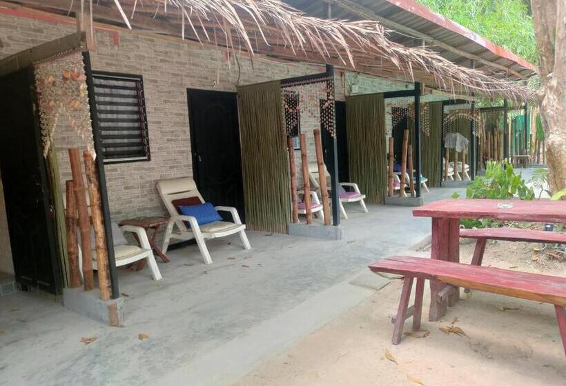 호스텔 Row House Long Beach