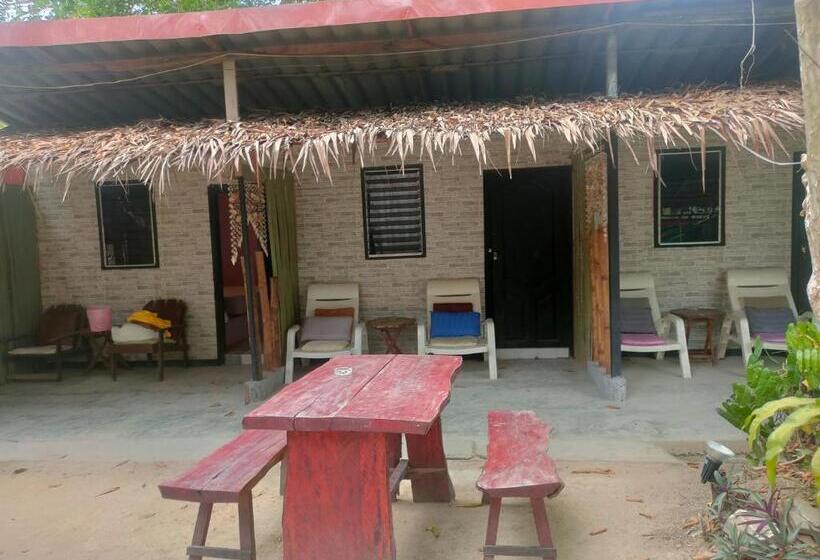 호스텔 Row House Long Beach