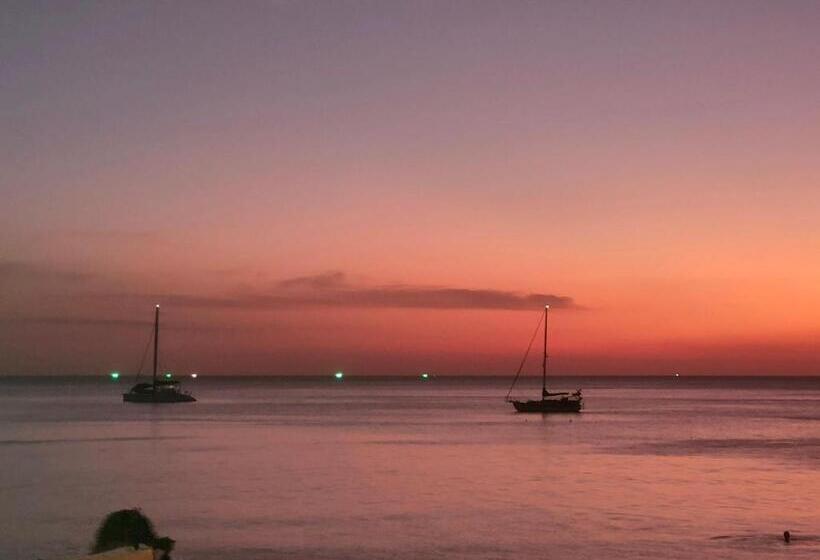 호스텔 Row House Long Beach