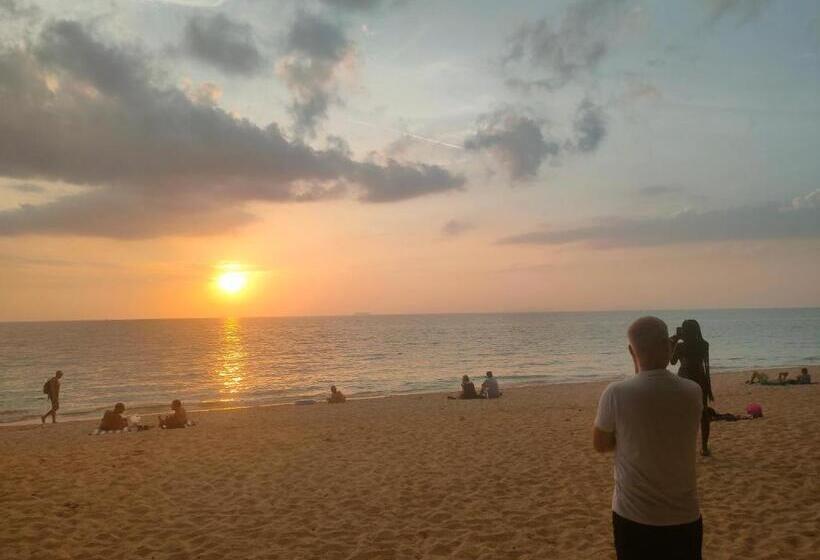 호스텔 Row House Long Beach