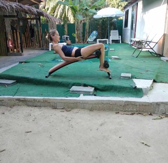 호스텔 Row House Long Beach