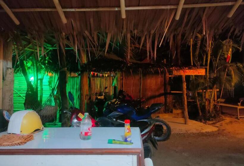 호스텔 Row House Long Beach