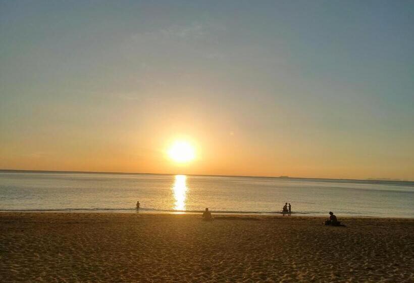 호스텔 Row House Long Beach