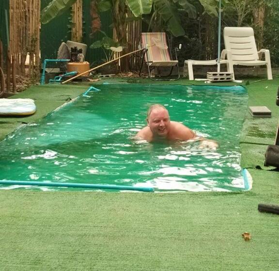 호스텔 Row House Long Beach