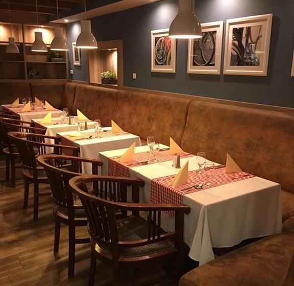 مبيت وإفطار Gyula Wellness Villa