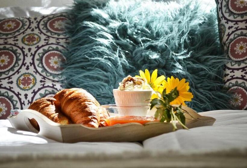 مبيت وإفطار Gyula Wellness Villa