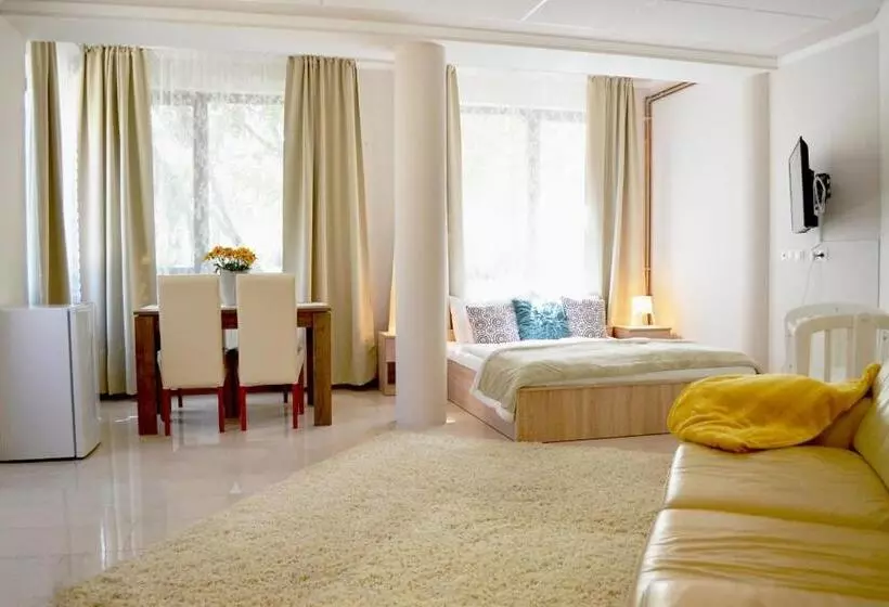 ベッドアンドブレックファースト Gyula Wellness Villa