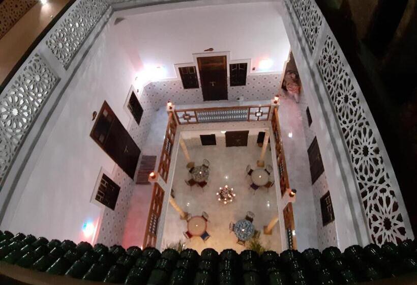 住宿加早餐  Riad Dar Ouezzani