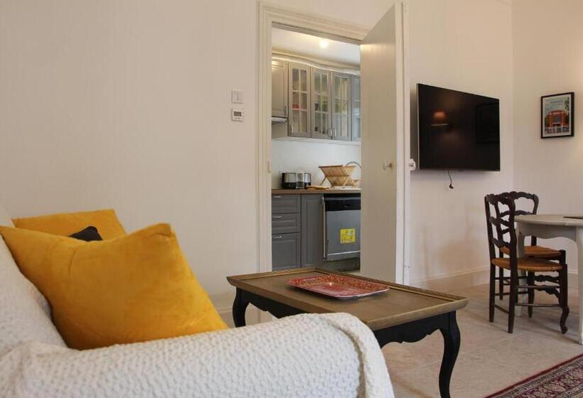 Clos Montcenoux, Au Coeur De Bourges