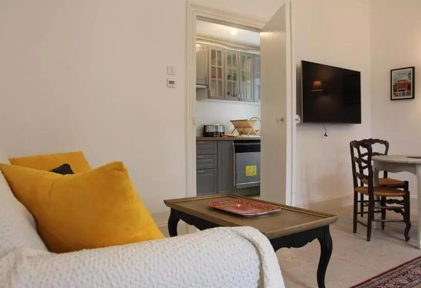 Clos Montcenoux, Au Coeur De Bourges