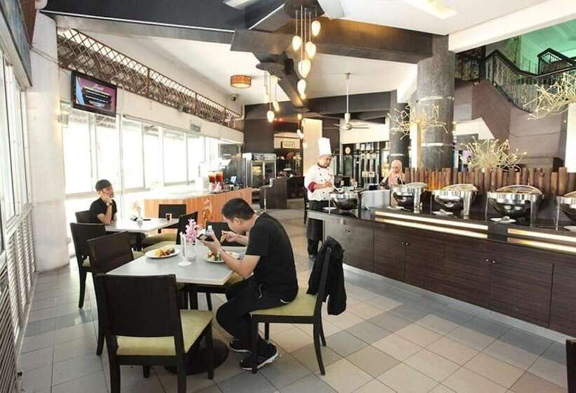 Maison Seaview Suites Port Dickson