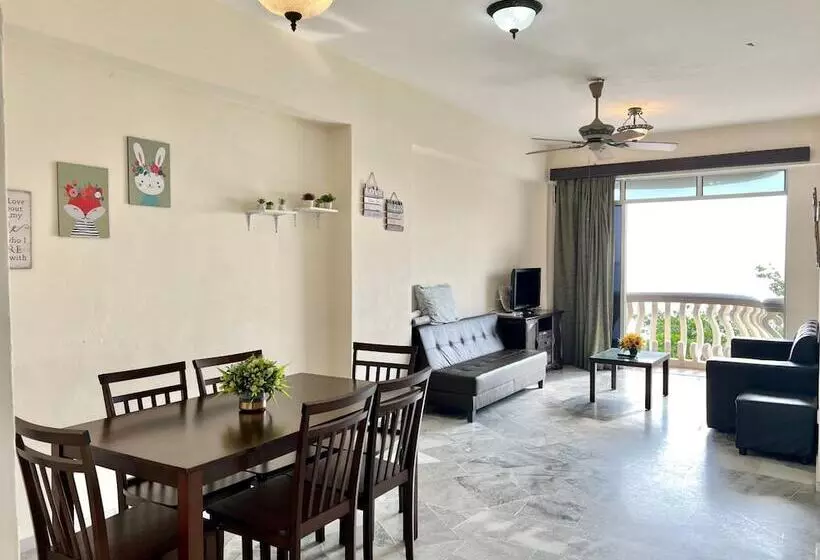 Maison Seaview Suites Port Dickson