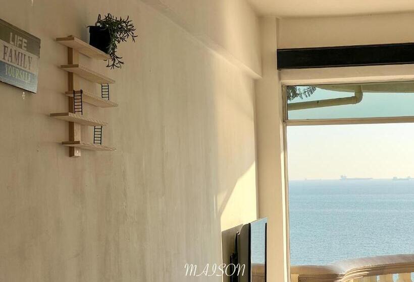 Maison Seaview Suites Port Dickson