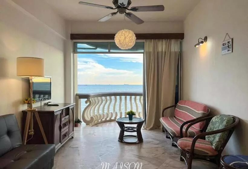 Maison Seaview Suites Port Dickson