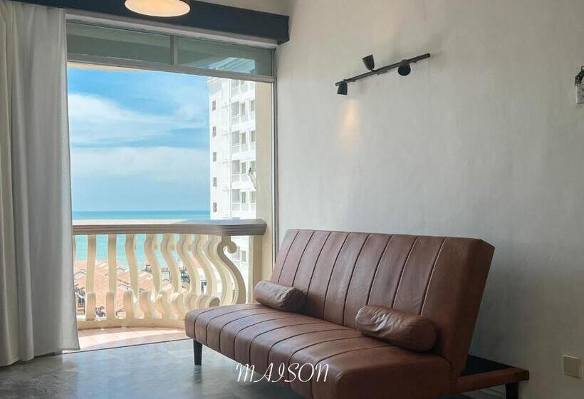 Maison Seaview Suites Port Dickson