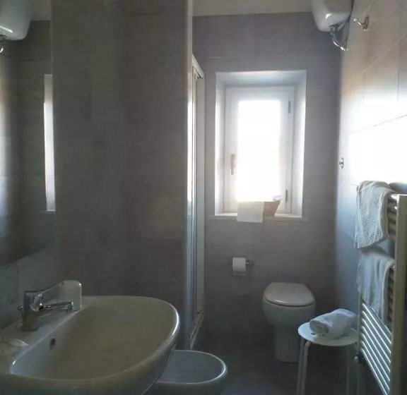 Hotelli Locanda Roma Sleep & Food