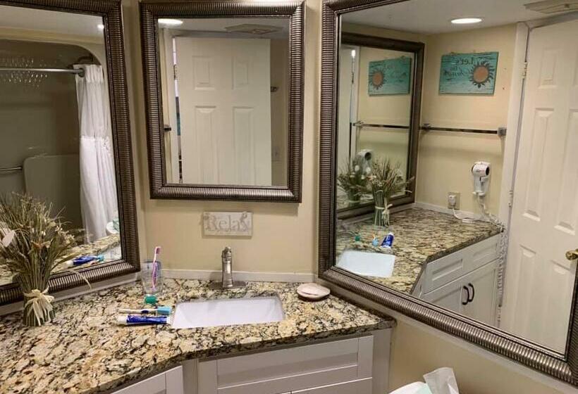 Ocean Dream Vacation