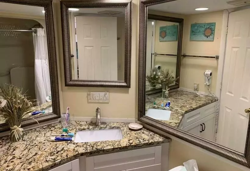 Ocean Dream Vacation