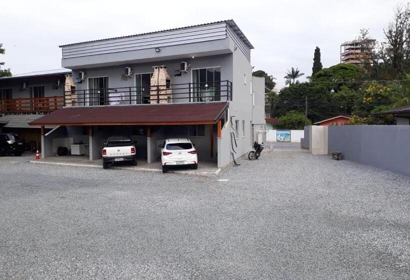 Пансион Residencial Wall Paraíso