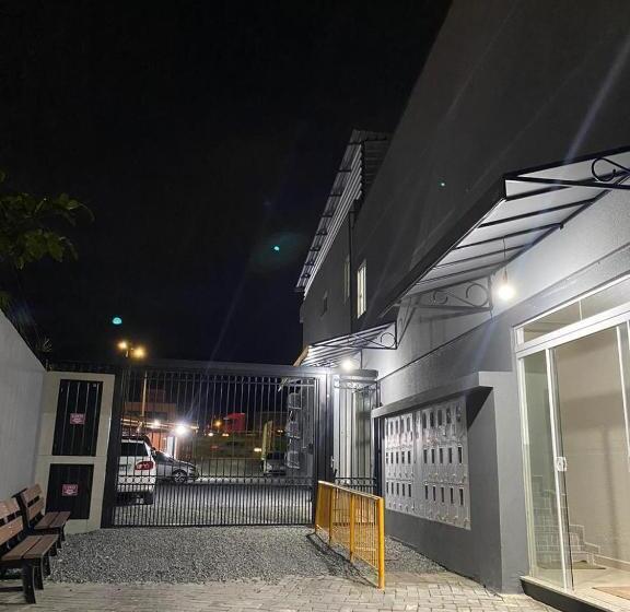 Пансион Residencial Wall Paraíso