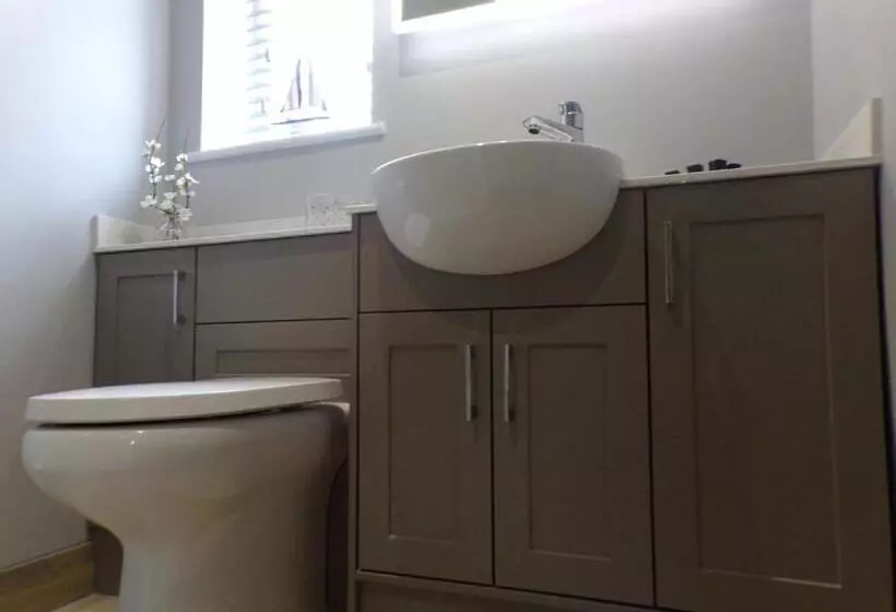 4thedome  Luxury Ground Floor Apartment By The Sea