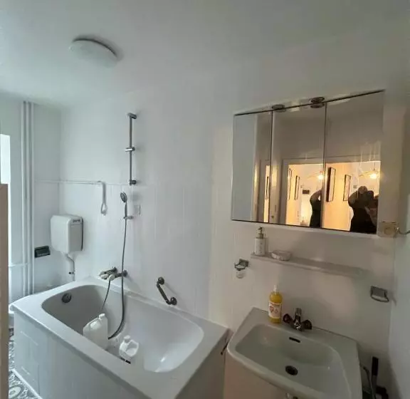 Ca S Est Passé à La Cour Aux Moines