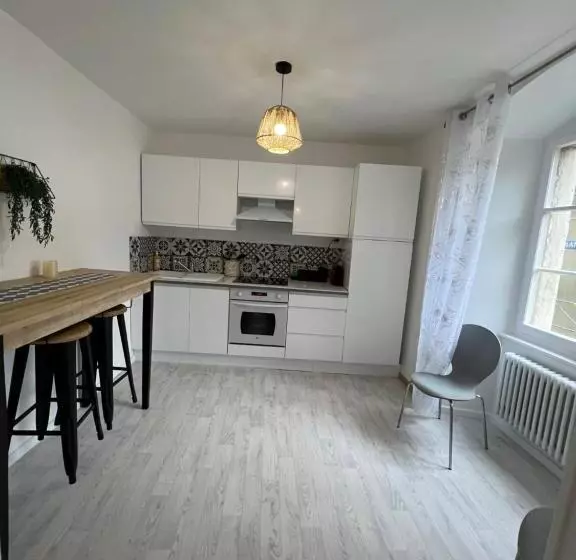 Ca S Est Passé à La Cour Aux Moines