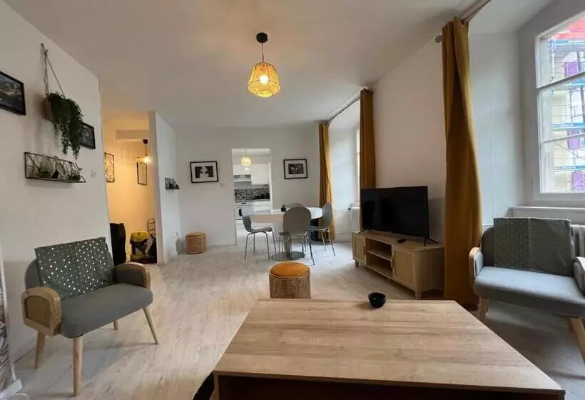 Ca S Est Passé à La Cour Aux Moines