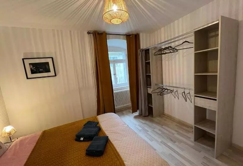 Ca S Est Passé à La Cour Aux Moines