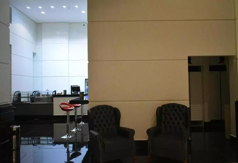 Hotelli Piazza Diroma Caldas Novas