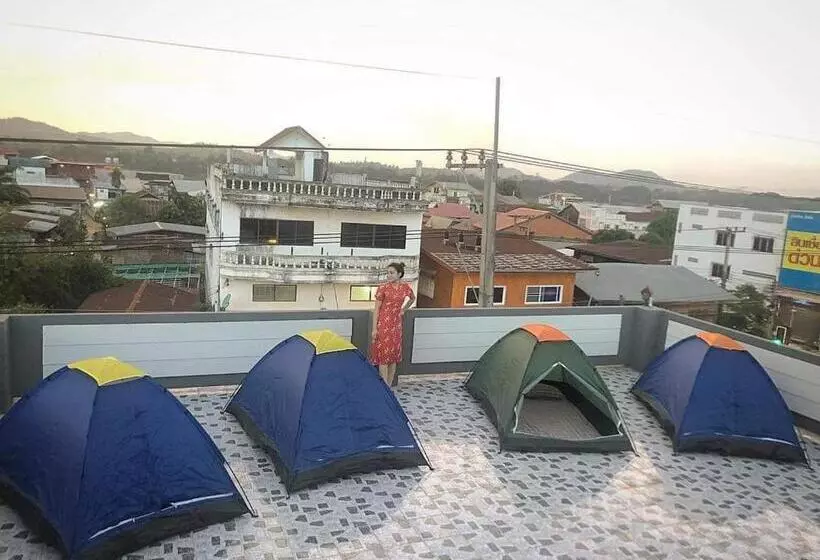 پانسیون บ้านพรศรี Homestay