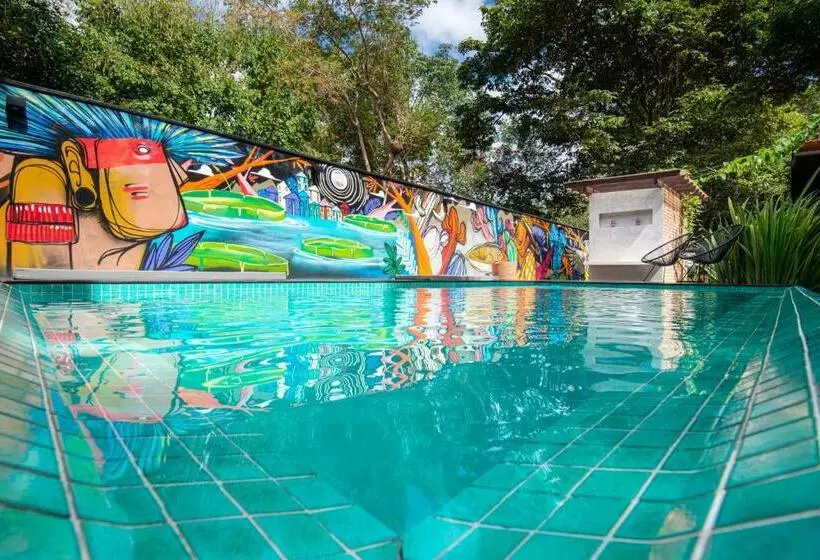Retkeilymaja Casa Antônia   Pousada Boutique