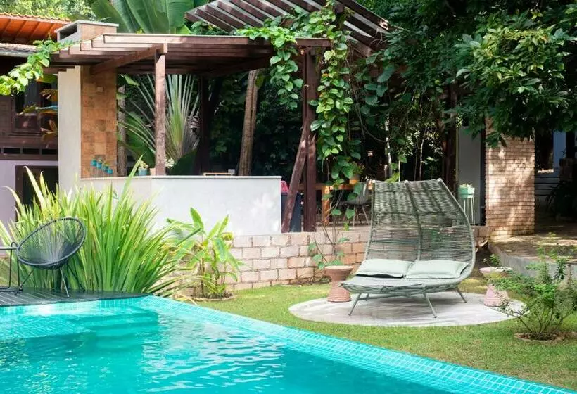 Retkeilymaja Casa Antônia   Pousada Boutique