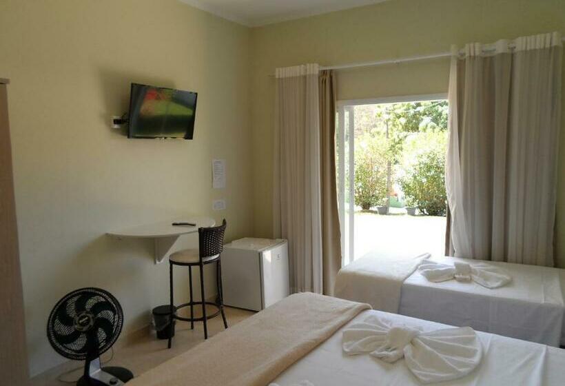 Hostel Pousada Chácara Vivalli