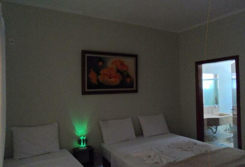 Hostel Pousada Chácara Vivalli