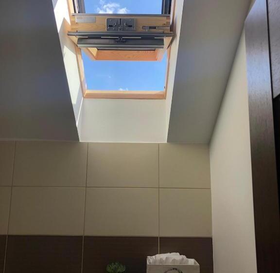 Bed and Breakfast Pensiunea Piscul Cainelui