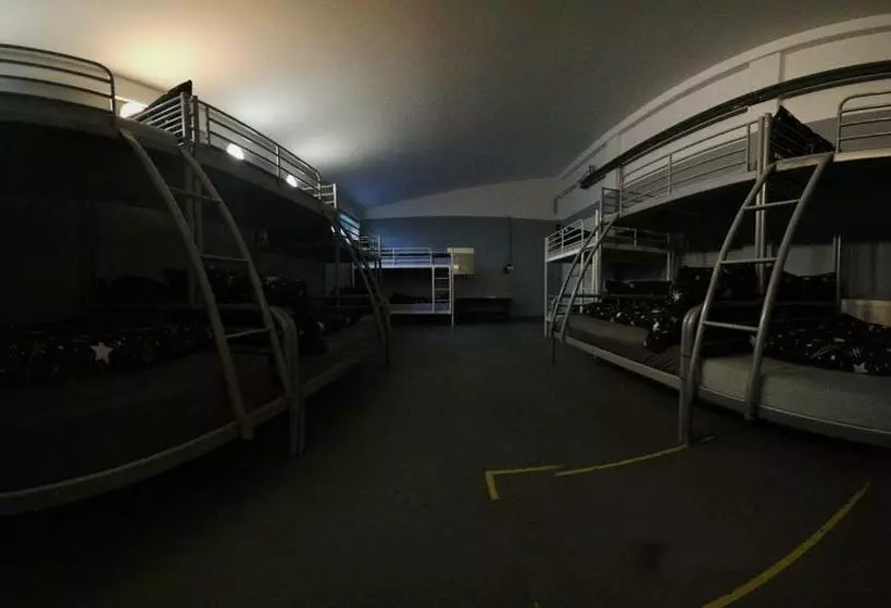 Hostel Doupä› Humpolec