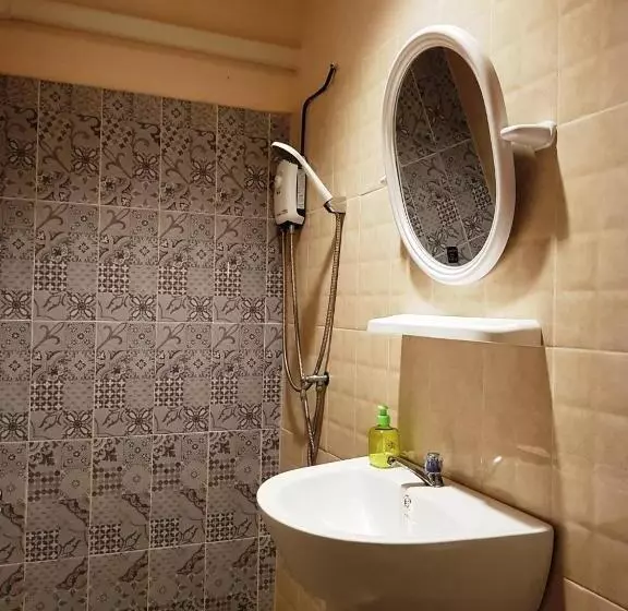 Hotelli โรงแรมประทับใจ