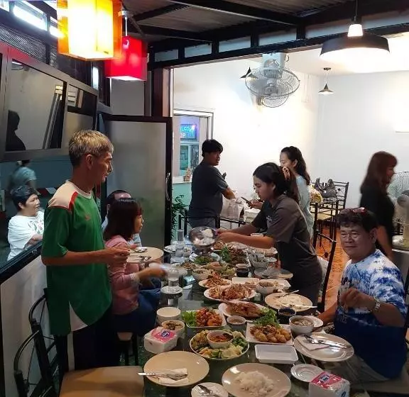 Hotelli โรงแรมประทับใจ