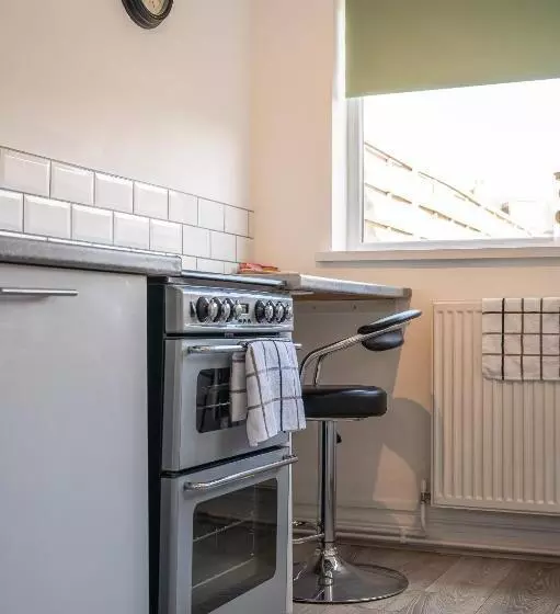 Kingsway Property