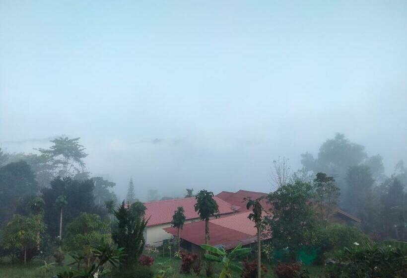 Пансион บ้านสวนศรเพชร