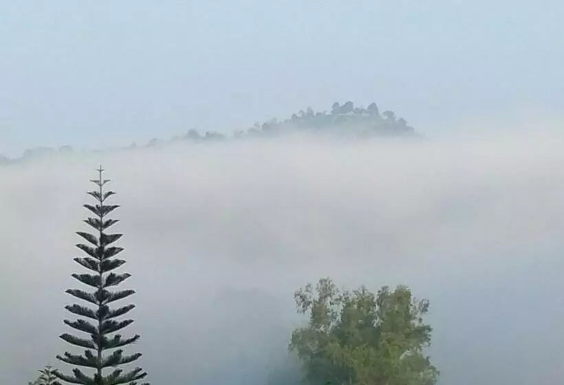 Majatalo บ้านสวนศรเพชร