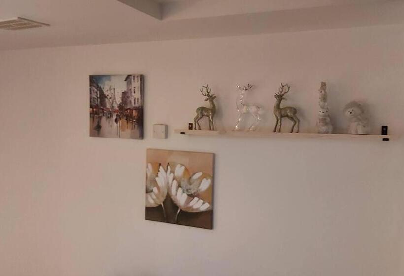 Piquancy Apartments Sheffield City Centre