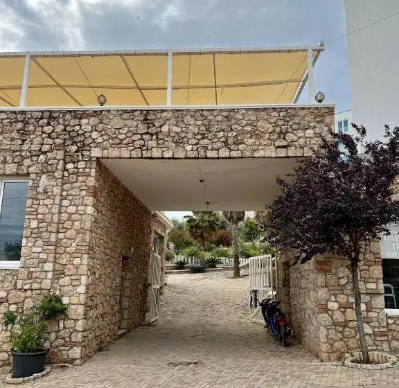 Seaview Apartment
