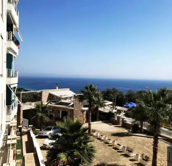 Seaview Apartment